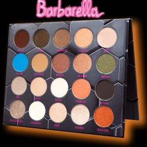 Barbarella Eyeshadow palette